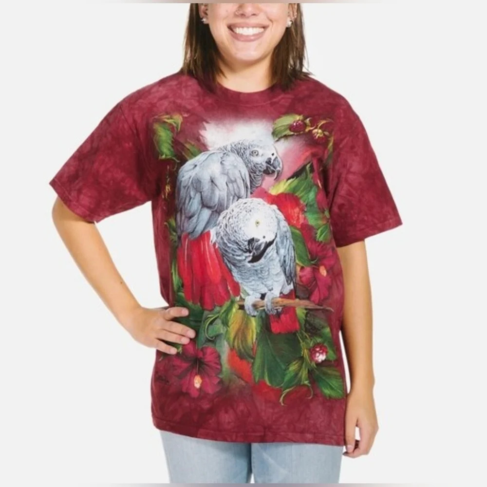 The Mountain Parrot 🦜 T-shirt Red dyed Unisex Medium Graphic Bird print